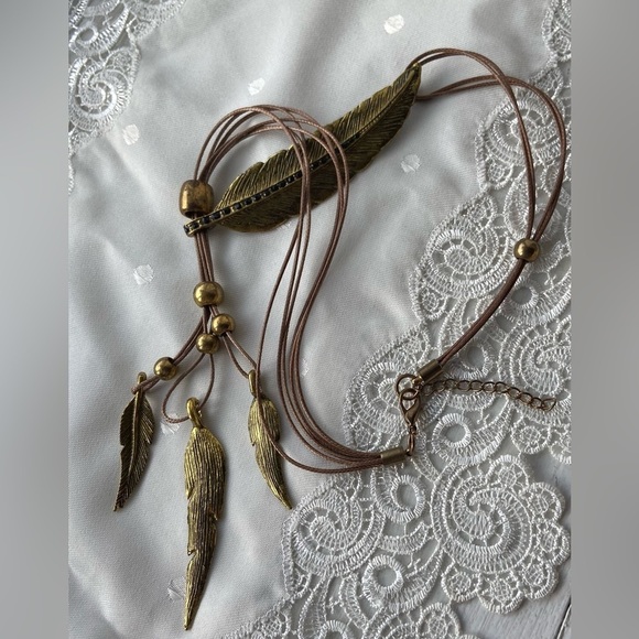 Women’s Bohemian black Rhinestone Feather Pendant Faux Leather Rope Necklace - Picture 9 of 10